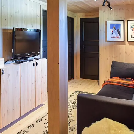 4 Bedroom Beautiful In * Sjusjøen