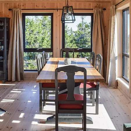 4 Bedroom Beautiful In Nyaraló *