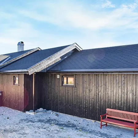 Nyaraló 4 Bedroom Beautiful In Sjusjøen