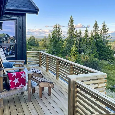 4 Bedroom Beautiful In Sjusjøen