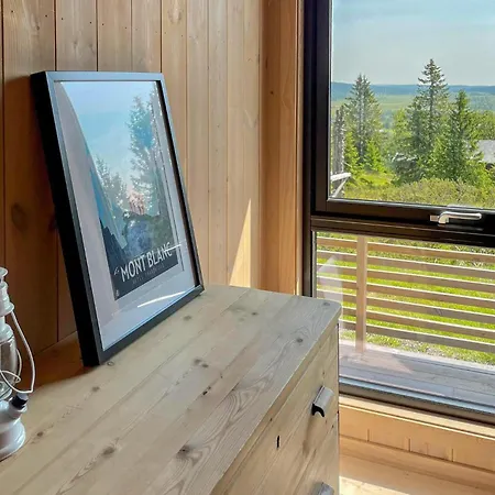 4 Bedroom Beautiful In Nyaraló Sjusjøen