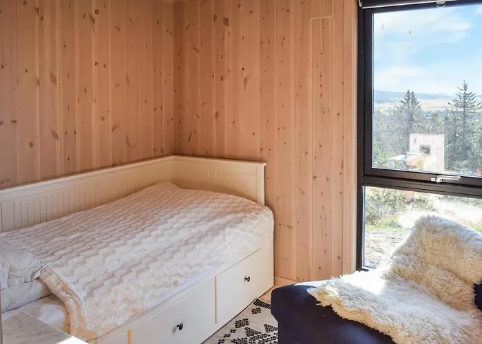 4 Bedroom Beautiful In * Sjusjoen