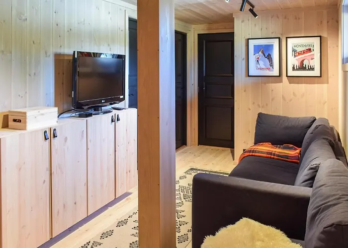 4 Bedroom Beautiful In * Sjusjoen
